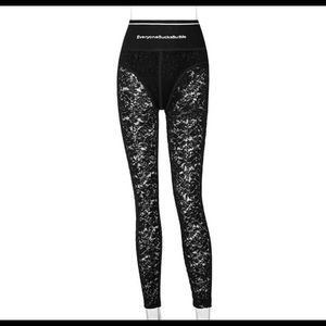 “Everyone sucks but me” Leggings